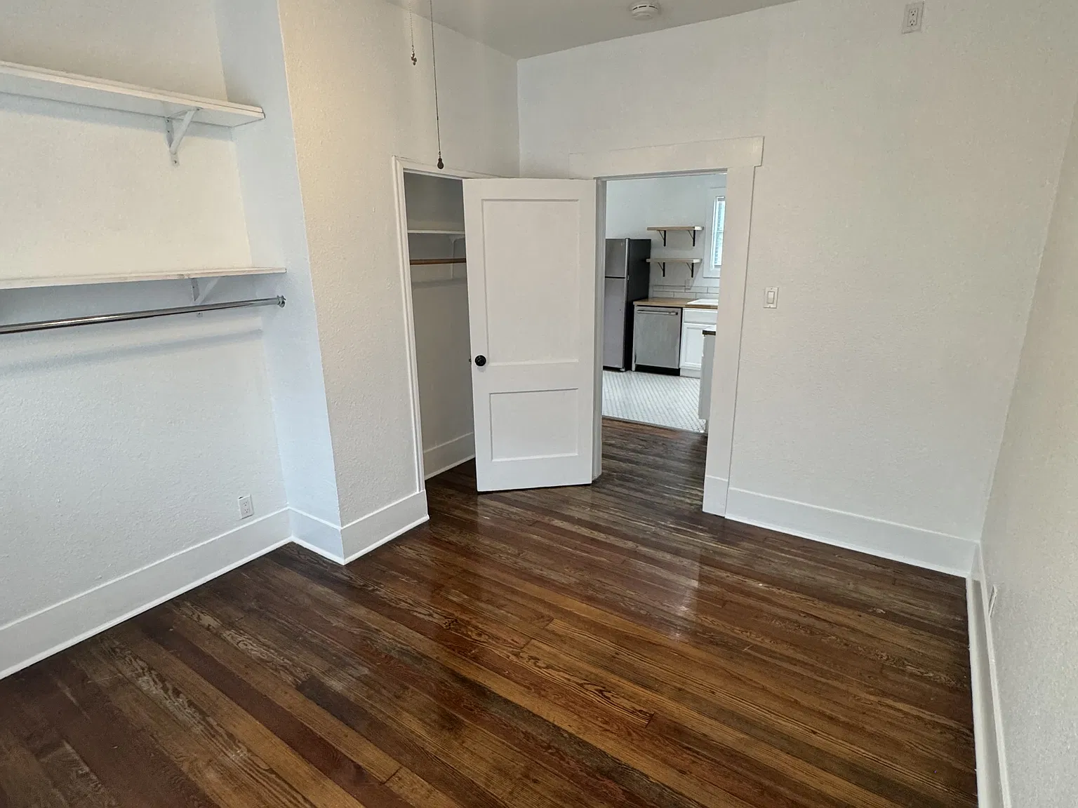1323 Burnet Street - 1 — Photo 2