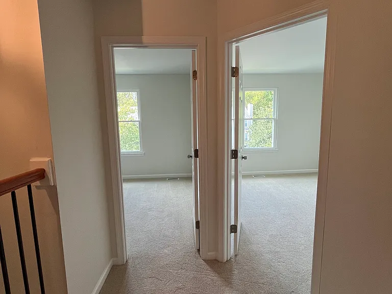 7724 Chatfield Ln — Photo 21