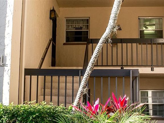 4th image of 2564 Clubhouse Cir Unit 204
