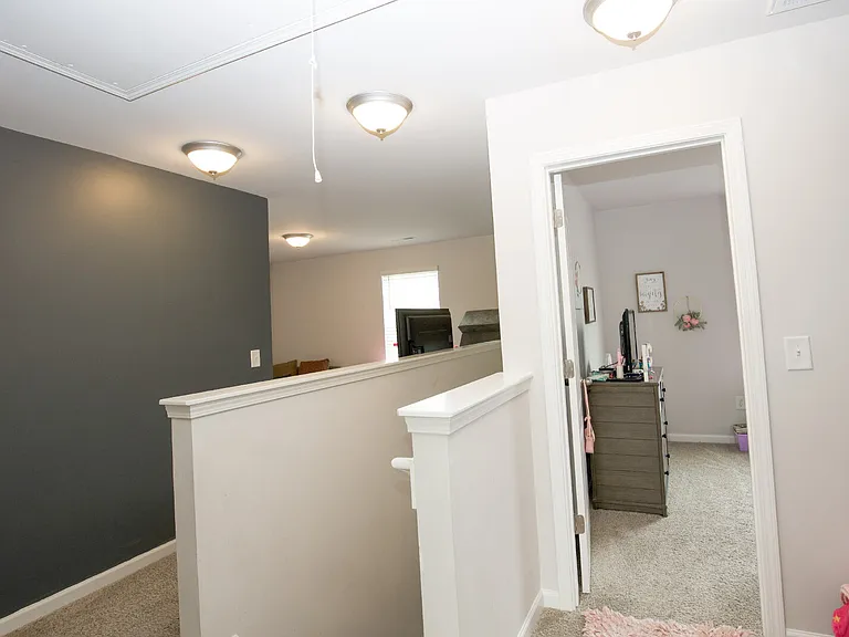 413 Century Ln — Photo 23