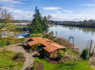 448 SW River Bend Dr, West Linn, OR