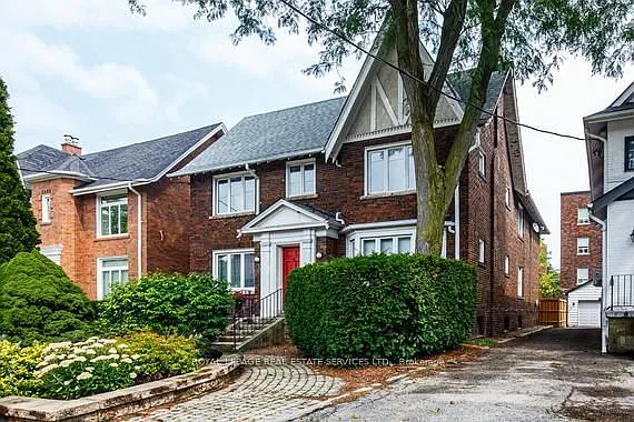 11 Highbourne Rd #2