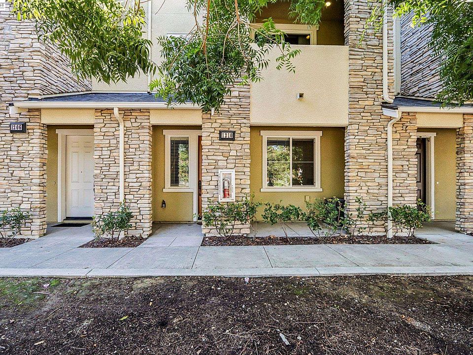 1st image of 1210 Nestwood Way