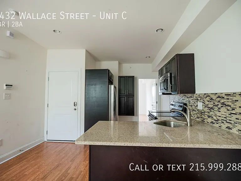 3432 Wallace St #C — Photo 3
