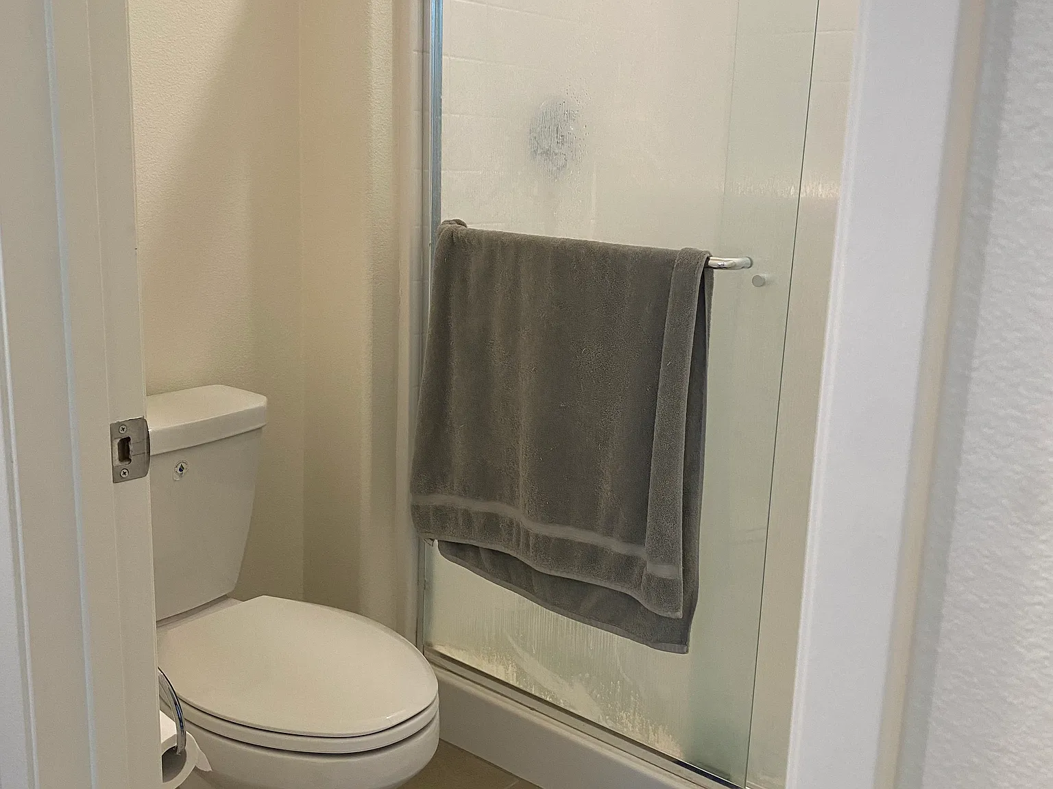 3 bed, 2.5 bath, 1527 sqft, $2,800 — Photo 4