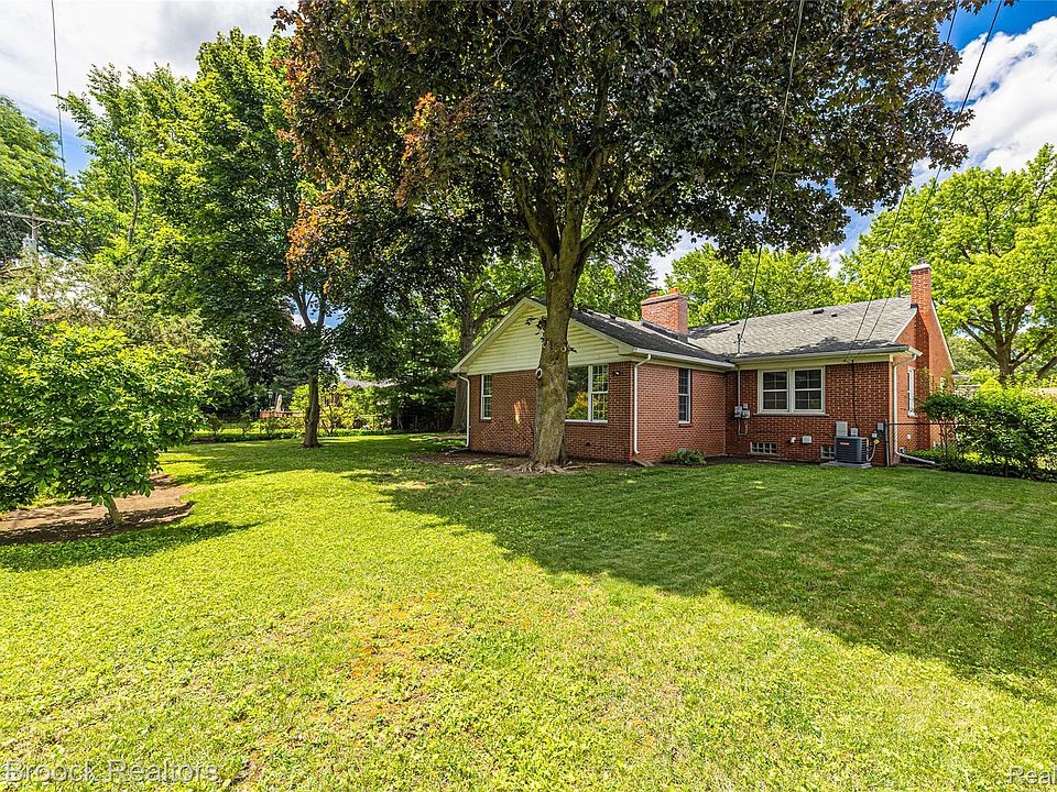 171 S Glengarry Rd, photo 26
