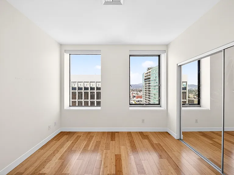 3810 Wilshire Blvd #1405 — Photo 10