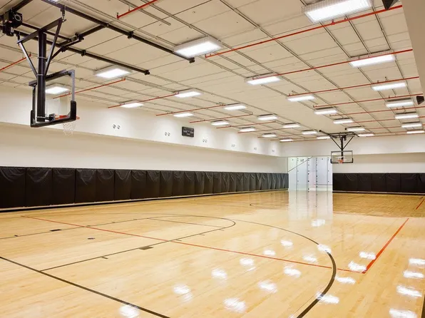 60 Riverside Boulevard image 10 of 12