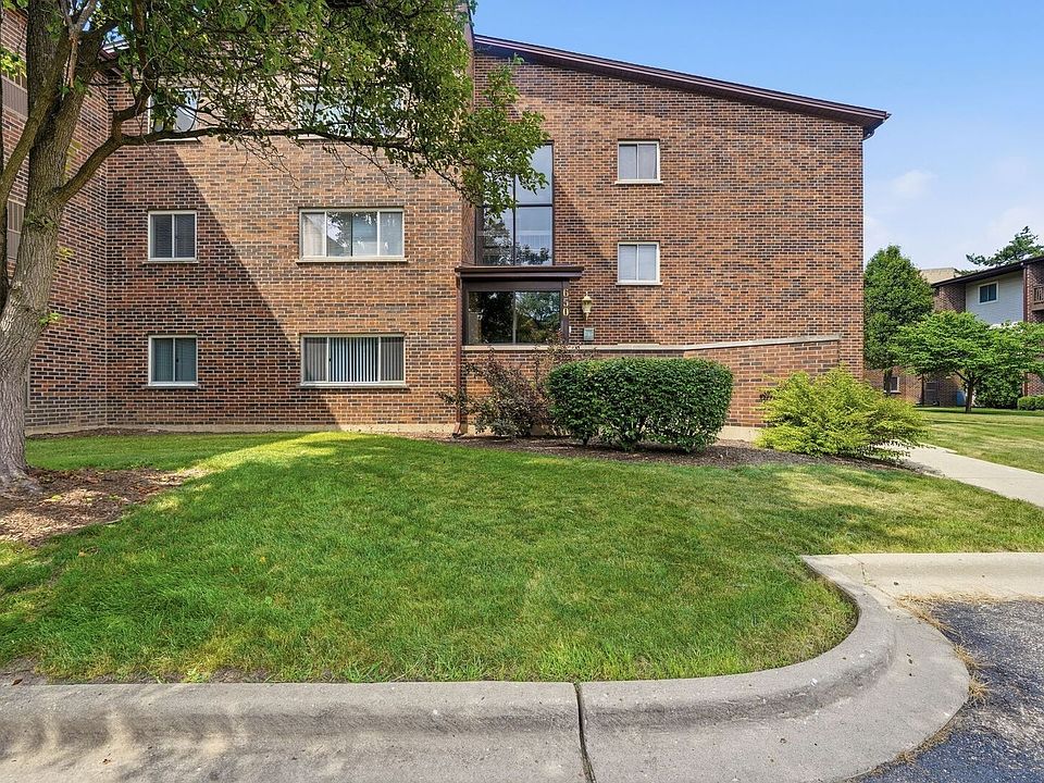 1st image of 650 Perrie Dr APT 303