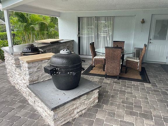 3rd image of 317 Flamingo Dr