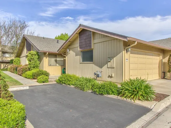 1876 Cherokee Dr Unit 1, Salinas, CA 93906