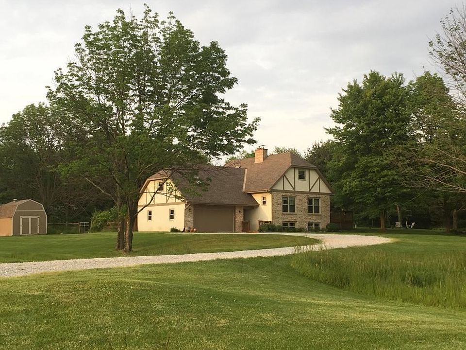 1st image of 492 Dennison Ct NW