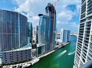 Icon, Miami, FL 33131