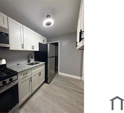 1st image of 3937 Chesterfield Ave
