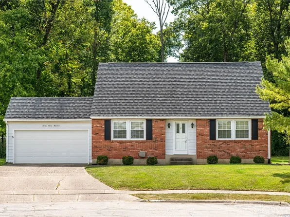 2700 Edna Ln, Springfield, OH 45503