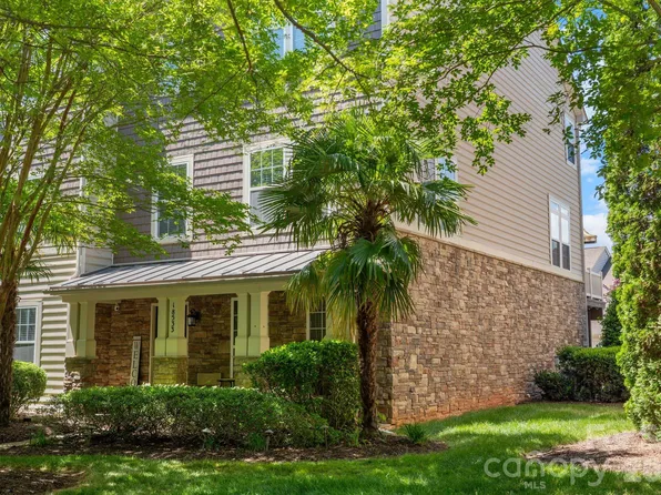 18533 The Commons Blvd, Cornelius, NC 28031