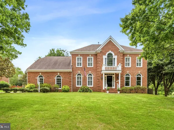 3707 Purks Ct, Alexandria, VA 22309