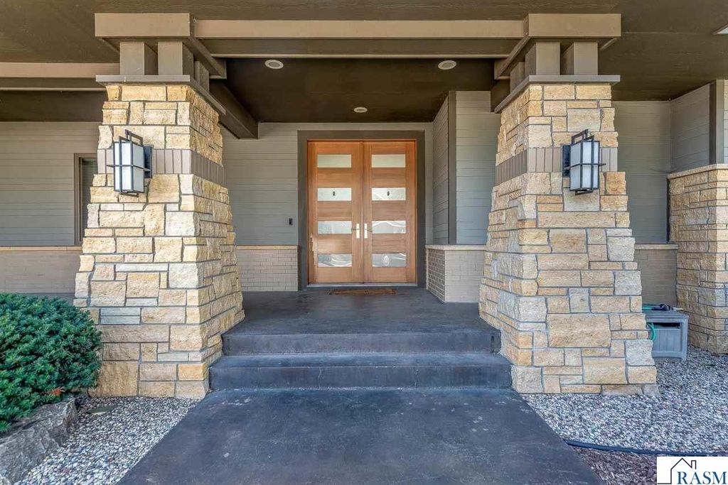 117 Sienna Cir, Mankato, MN - View 4