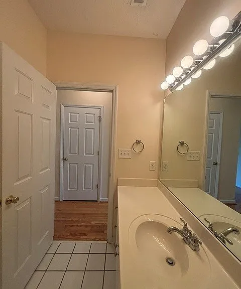 3139 Wisteria Ln #202 — Photo 7