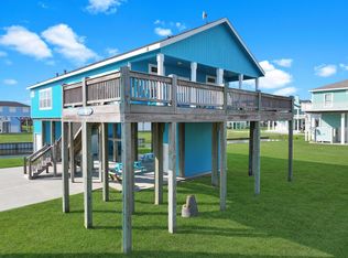 936 Surf Rd, Crystal Beach, TX 77650