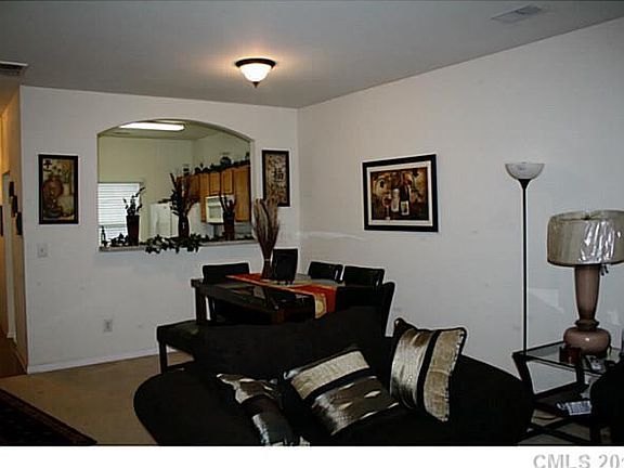 4th image of 2266 Winthrop Chase Dr #2266