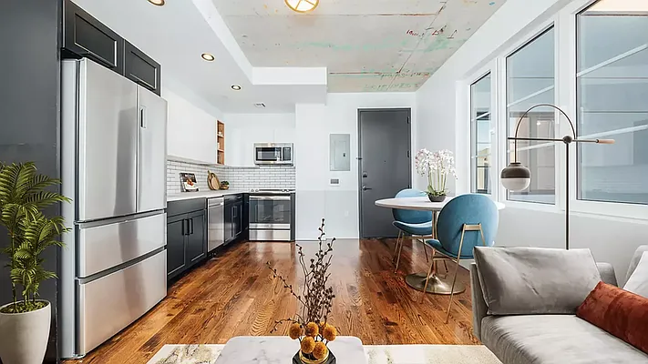 Rented by Nooklyn NYC LLC | media 44