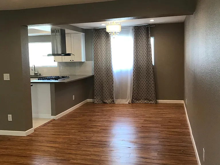 18550 Hatteras St — Photo 23