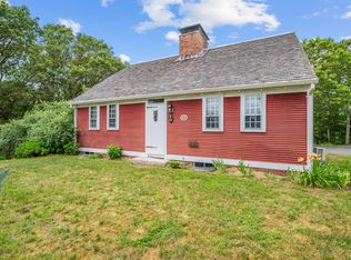 16 Quaker Ln, Harwich, MA 02645