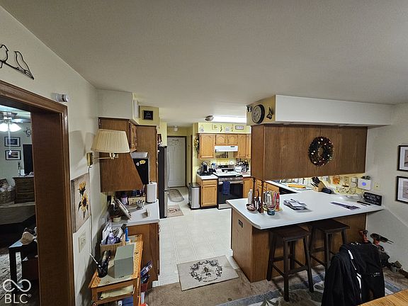 4th image of 5807 Columbus Ave
