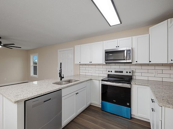 5th image of 2469 W Brook Ridge Street
