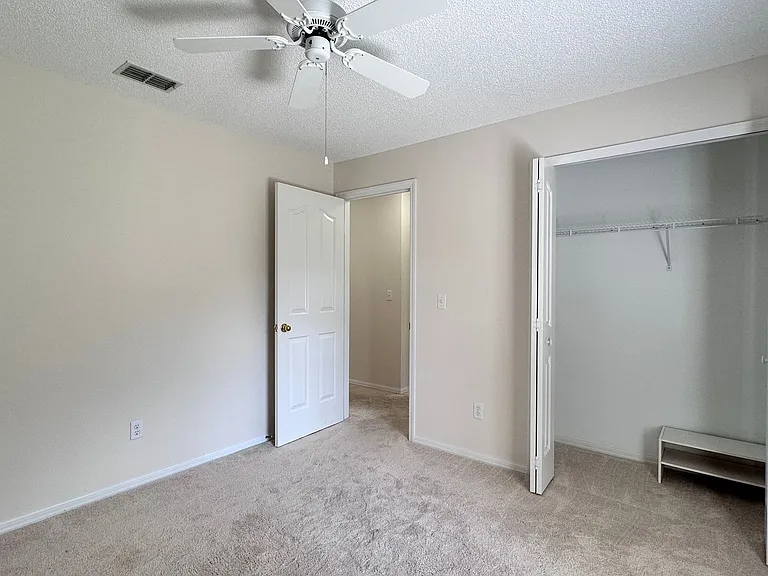 7468 Aprelle Dr — Photo 13