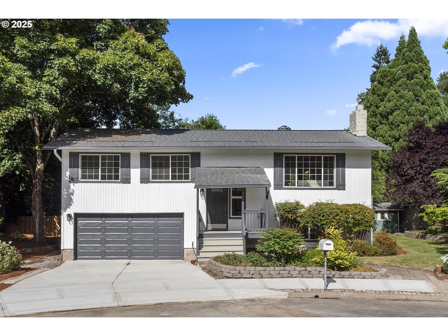 18478 Rose Ct photo 1