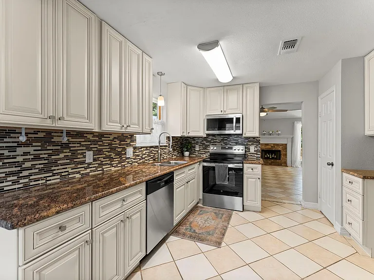 71 Hideaway Dr — Photo 14