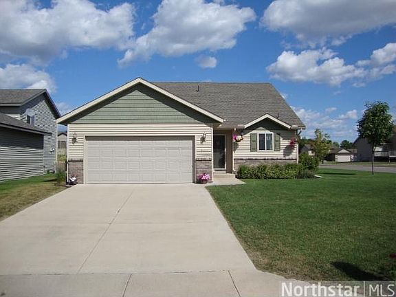 2nd image of 500 23rd Ave N
