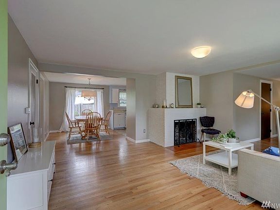 5th image of 10755 17th Ave NE