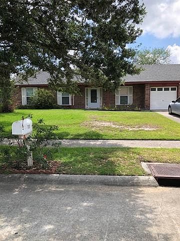 1st image of 111 Branchwood Dr