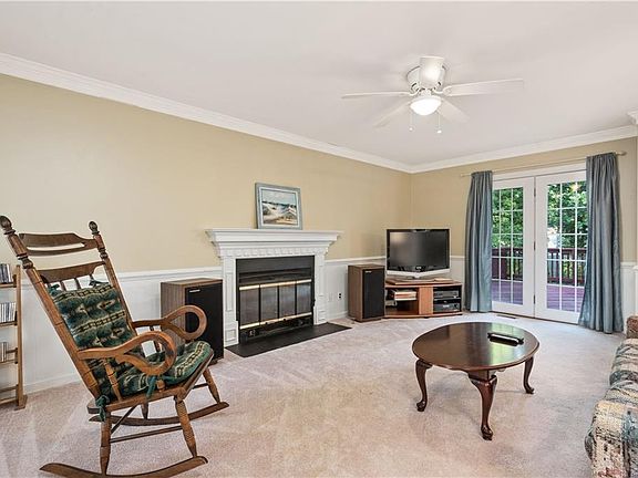 3rd image of 11347 Lady Slipper Ln