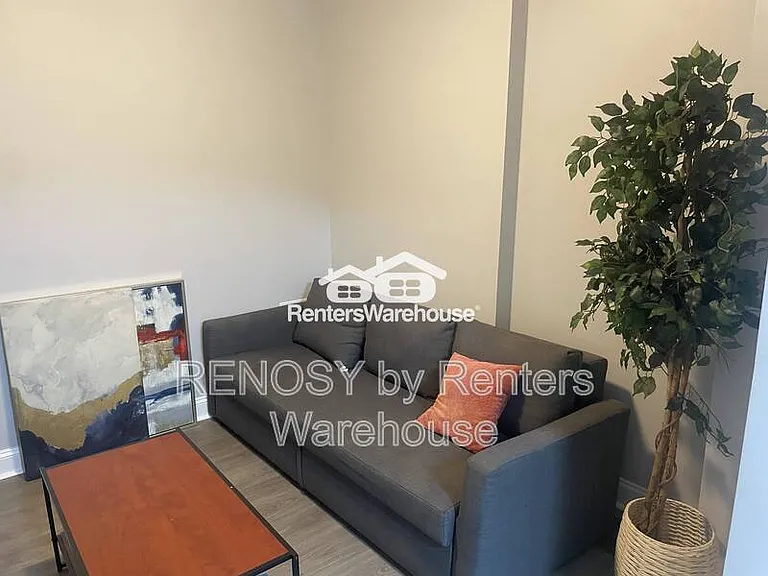 1627 N Smallwood St — Photo 4
