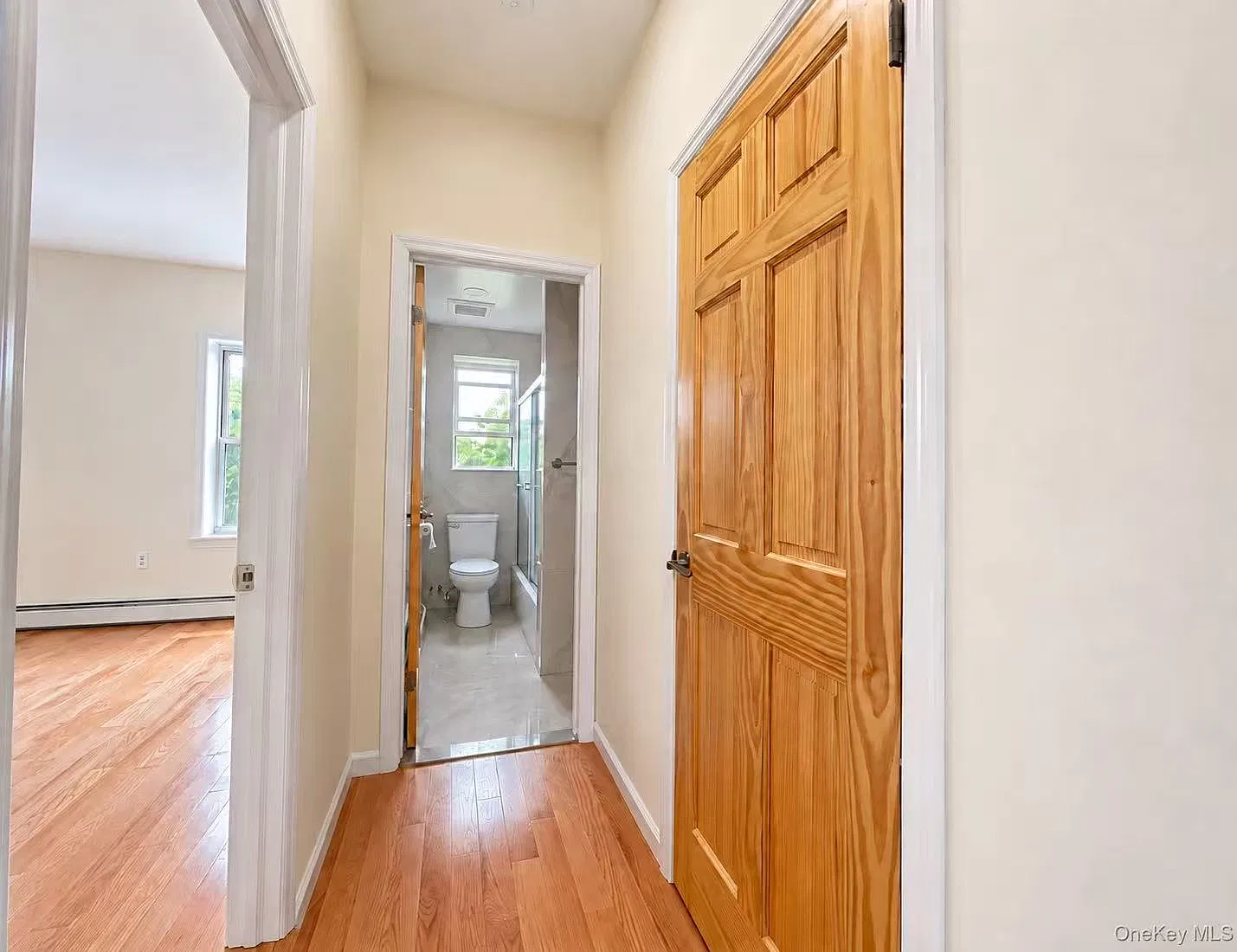1006 Jericho Tpke — Photo 3