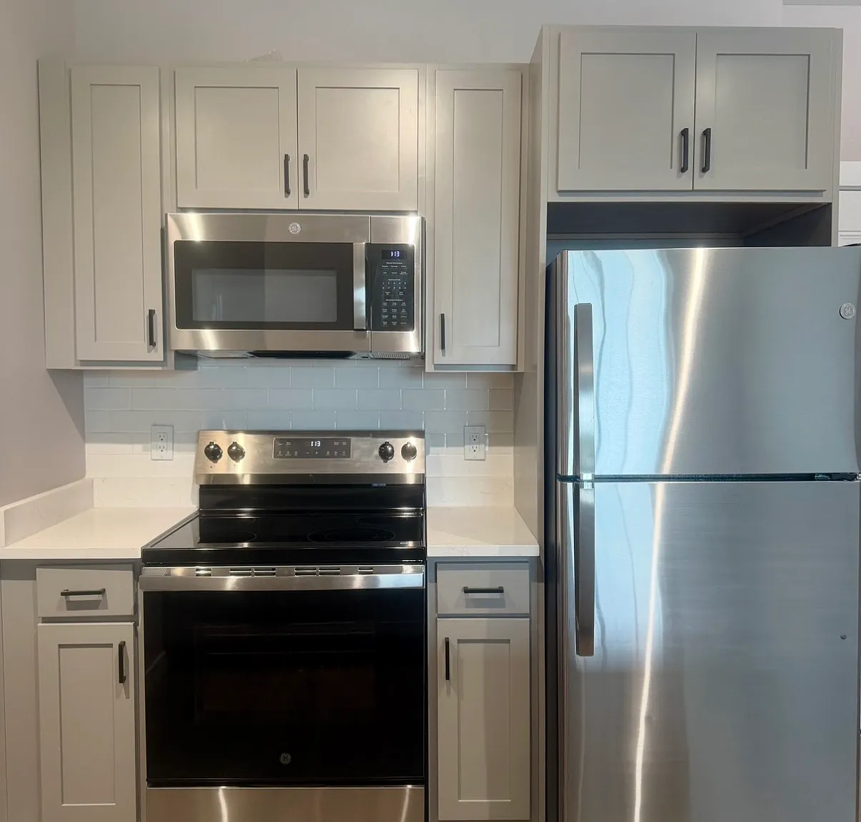 3 bed, 1.5 bath, 1036 sqft, $2,750 — Photo 2