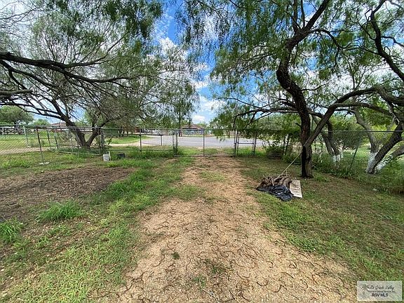 3rd image of 24872 Katherine Dr