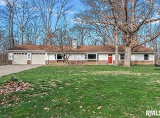 12497 Price St, Petersburg, IL 62675