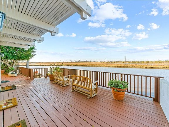 5th image of 4 Canal Cir