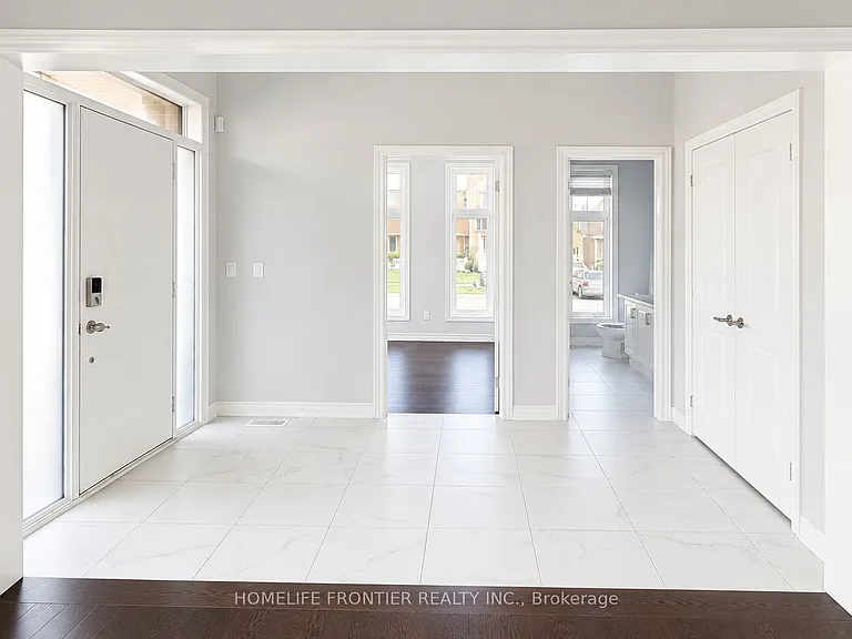 49 Ainslie Hill Cres — Photo 12