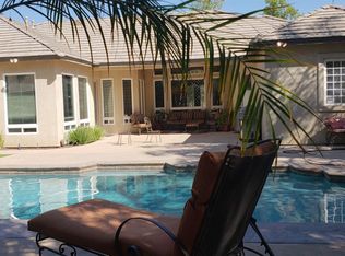 12407 Crown Crest Dr, Bakersfield, CA 93311