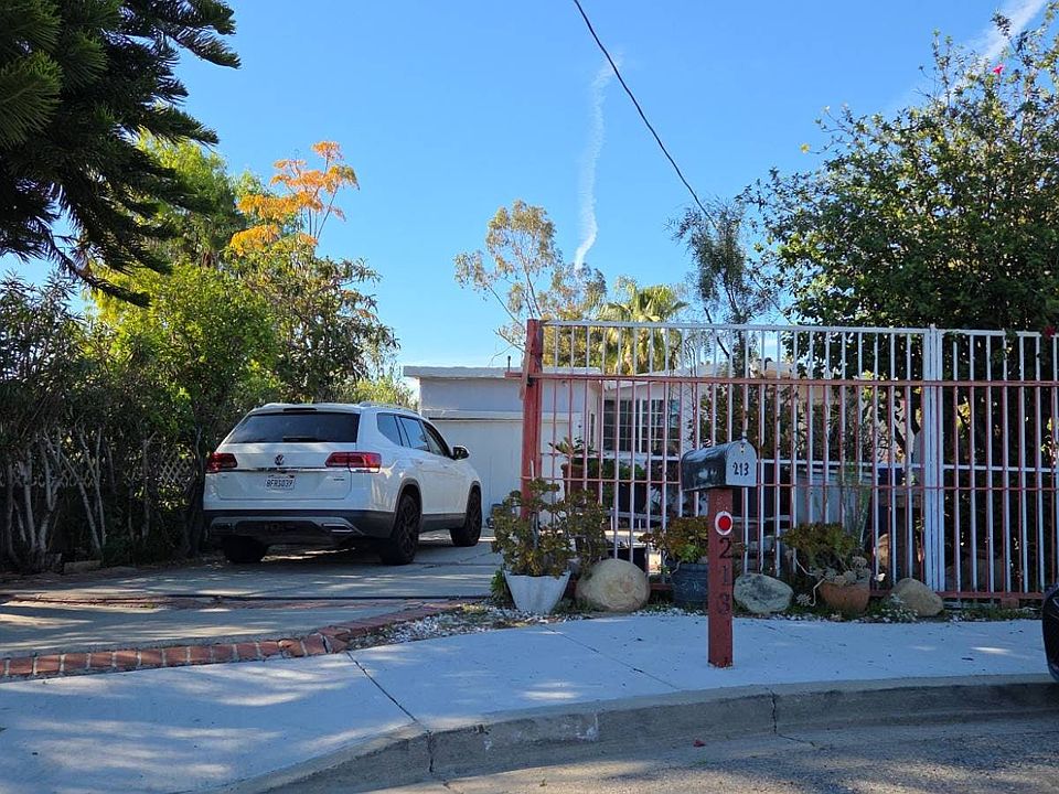 1st image of 213 Houston Dr