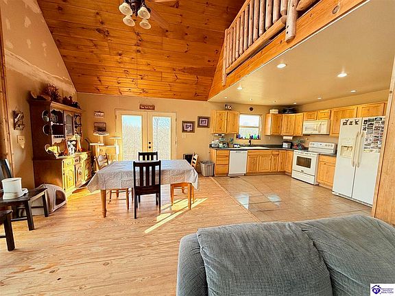 3rd image of 316 Old Sulphur Springs Rd