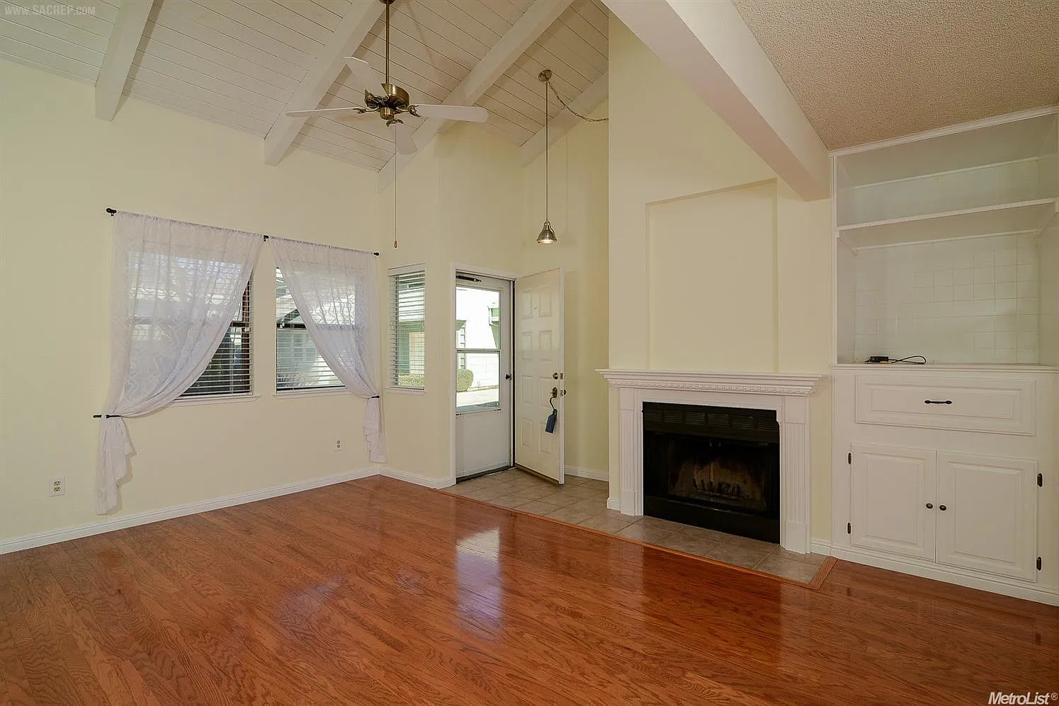 2833 Edison Ave — Photo 4