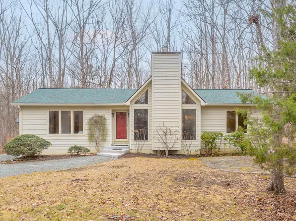 22 Bridlewood Dr, Palmyra, VA 22963