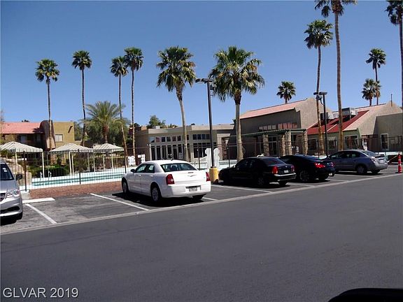 3rd image of 5405 Indian River Dr Unit 396